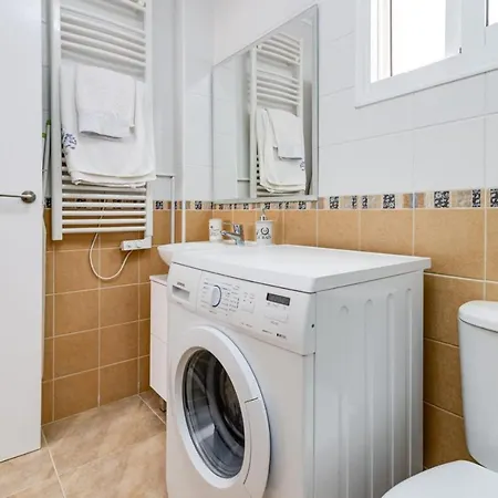 Апартаменты Flat 3 Minutes From Naufragos *